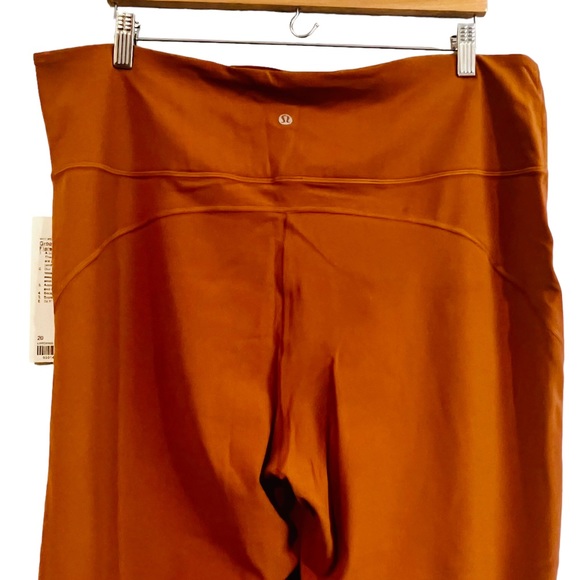 Lululemon Plus Size NWT Groove Super High Rise Flare Pant Nulu Butternut Color - Picture 6 of 10